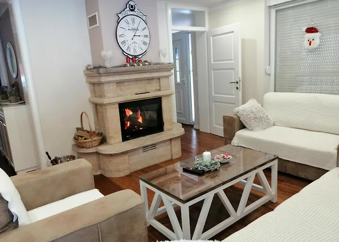 Snjeguljica Blidinje 200 M Od Staze *